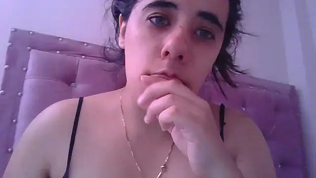 annarose19 online show from 02/08/25, 04:47