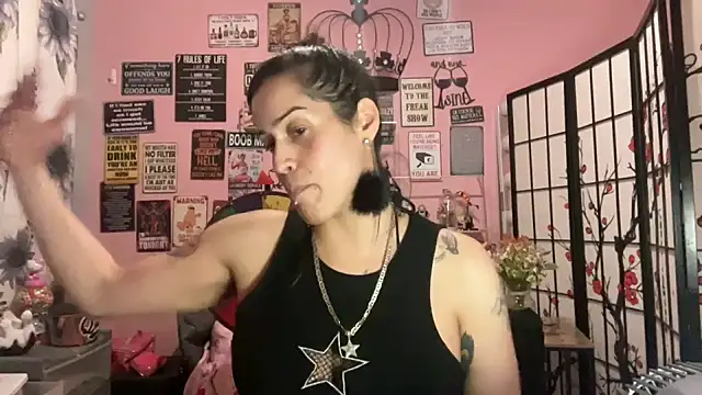 latinacubana online show from 02/01/25, 07:15