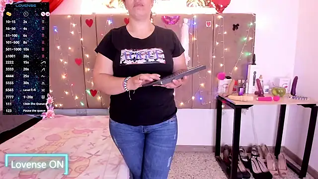 Zaly mature online show from 11/28/25, 09:17