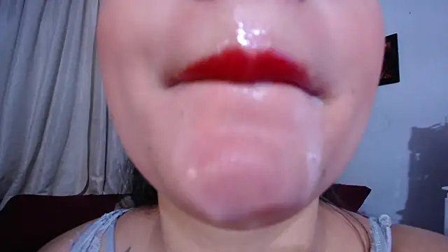 Snapshot of Sharlottee chatting on 07/09/26, 12:15 Sharlottee online show from 07/09/26, 12:15