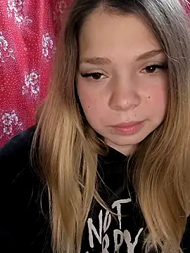 Zuli Kiska online show from 12/02/25, 08:26