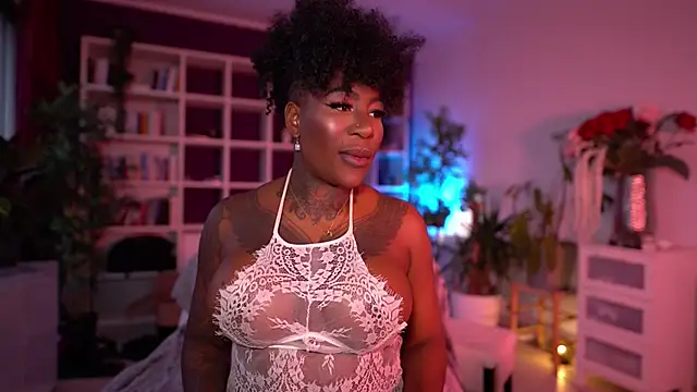 Snapshot of JosyBlack chatting on 12/22/24, 07:11 JosyBlack online show from 12/22/24, 07:11