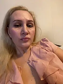 YourBlondee online show from 01/16/26, 02:59