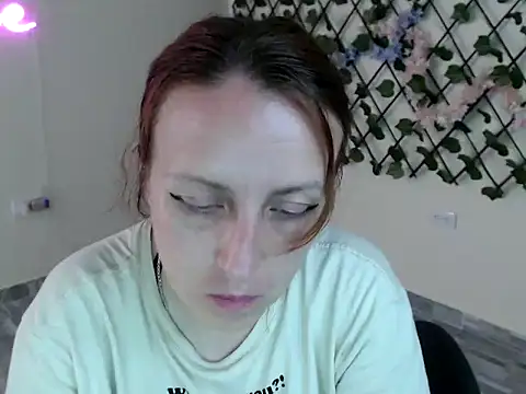 kittykalor09 online show from 04/19/26, 08:00