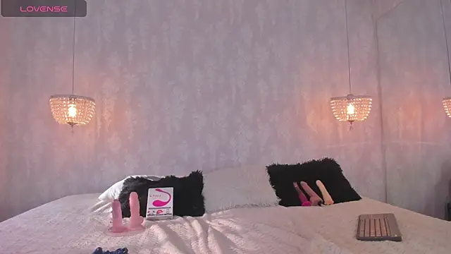 danaythamara1 online show from 11/23/25, 09:25