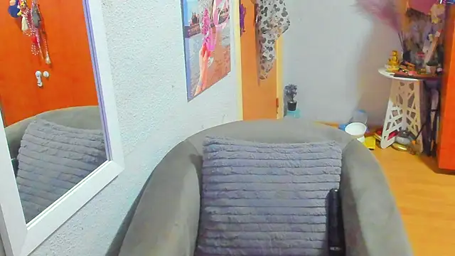 marie marie03 online show from 02/05/25, 09:46