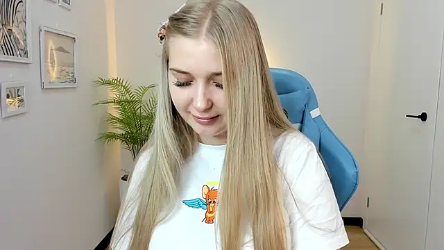 Adr1ana  online show from 12/05/24, 02:20