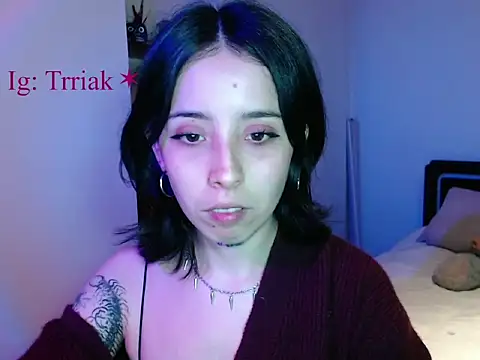 Snapshot of babyluna_8_8 chatting on 04/24/26, 12:13 babyluna 8 8 online show from 04/24/26, 12:13