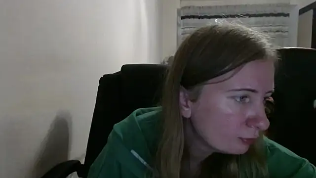 PeterAndJen online show from 10/17/25, 07:38