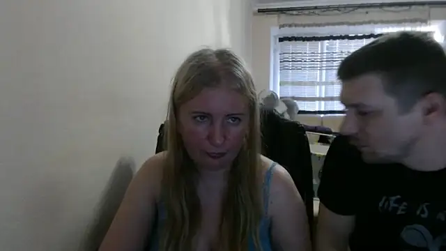 Snapshot of PeterAndJen chatting on 06/21/26, 06:21 PeterAndJen online show from 06/21/26, 06:21