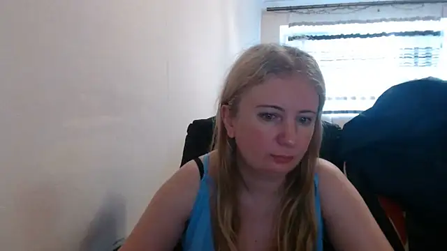 Snapshot of PeterAndJen chatting on 06/27/26, 05:56 PeterAndJen online show from 06/27/26, 05:56