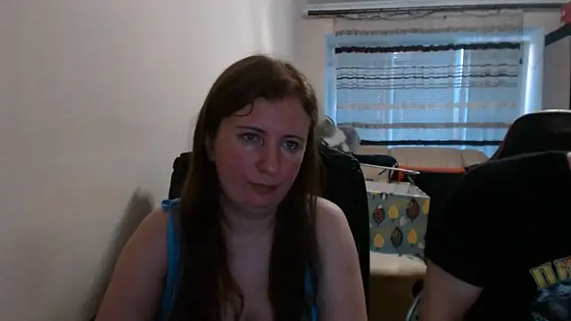 Snapshot of PeterAndJen chatting on 07/03/26, 05:41 PeterAndJen online show from 07/03/26, 05:41