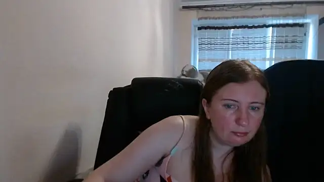 Snapshot of PeterAndJen chatting on 07/08/26, 07:51 PeterAndJen online show from 07/08/26, 07:51
