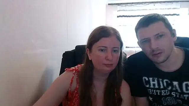 Snapshot of PeterAndJen chatting on 07/10/26, 08:18 PeterAndJen online show from 07/10/26, 08:18