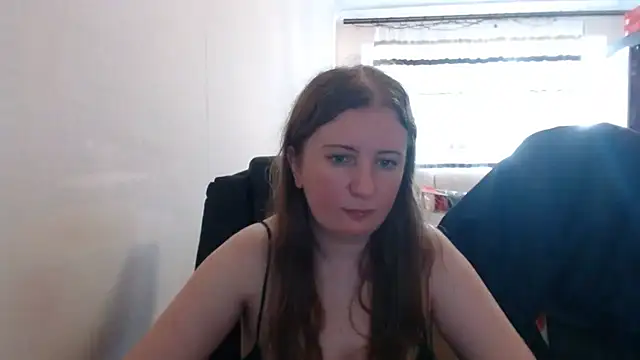 Snapshot of PeterAndJen chatting on 07/16/26, 05:52 PeterAndJen online show from 07/16/26, 05:52