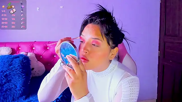 crissn0707 online show from 02/25/26, 12:15