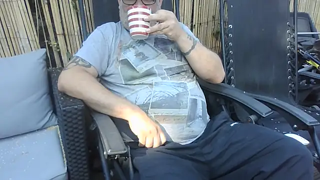 Naturistmale45 online show from 07/09/26, 07:56