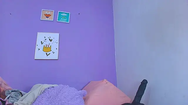 timkerbell  online show from 03/18/25, 10:26