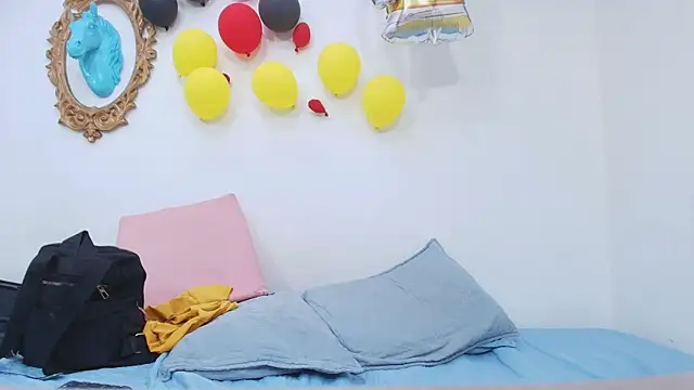 timkerbell  online show from 10/09/25, 07:12