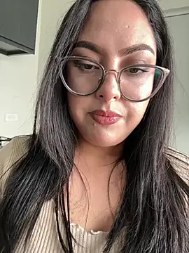 MileyGia online show from 02/08/26, 09:18