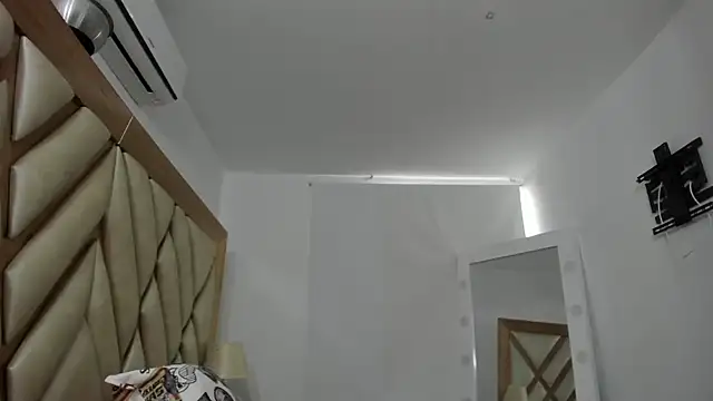 briana wonder69xxx online show from 04/20/26, 02:31