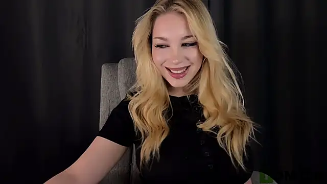 Snapshot of ariashaa chatting on 06/01/26, 02:19 ariashaa online show from 06/01/26, 02:19