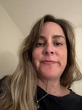 Snapshot of misslulipop chatting on 03/14/25, 01:16 misslulipop online show from 03/14/25, 01:16