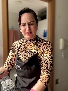 Snapshot of misslulipop chatting on 09/18/25, 08:22 misslulipop online show from 09/18/25, 08:22