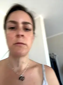 misslulipop online show from 11/09/25, 02:37