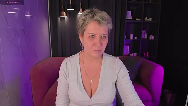 KathySunn online show from 02/12/25, 01:37