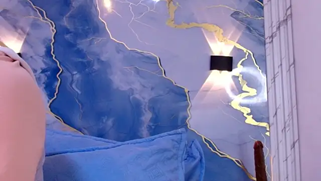 lorrayne  online show from 10/11/25, 12:04