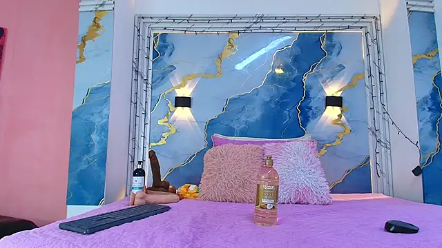 lorrayne  online show from 01/16/26, 12:09