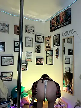 AhriSteele online show from 11/27/25, 03:41