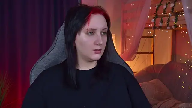 AsheLucker online show from 03/21/26, 01:21