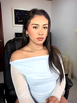 Ambar pe  online show from 11/19/25, 02:33