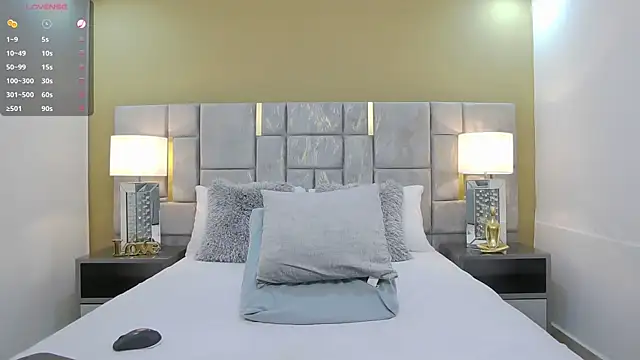 Little Amarantha online show from 09/13/25, 01:38