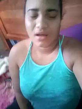 Snapshot of Hilarybunnyy chatting on 02/20/25, 08:36 Hilarybunnyy online show from 02/20/25, 08:36