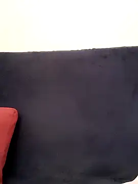 Snapshot of LouGabriel chatting on 01/12/25, 07:32 LouGabriel online show from 01/12/25, 07:32