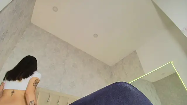 nini love01 online show from 03/10/25, 03:56