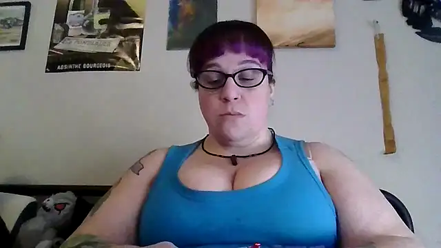 GothyBaby online show from 12/16/25, 08:03