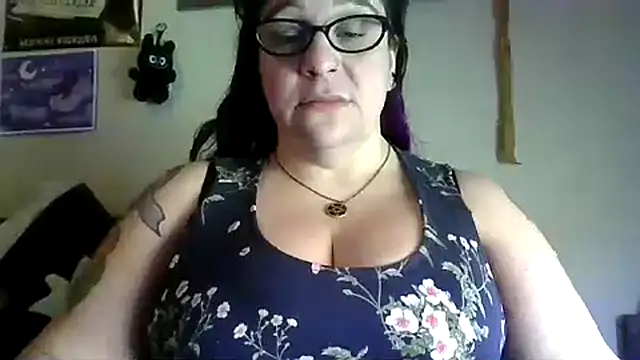 GothyBaby online show from 03/30/26, 06:09