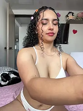 Lucy Marin online show from 02/19/25, 04:55