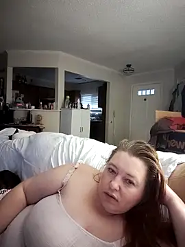 Snapshot of atlwebbie75 chatting on 10/22/25, 11:54 atlwebbie75 online show from 10/22/25, 11:54