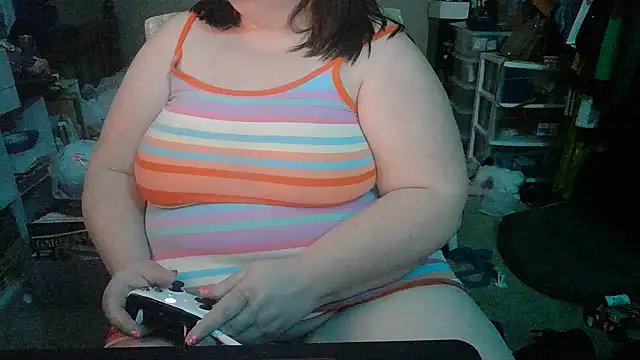 atlwebbie75 online show from 05/08/26, 08:52