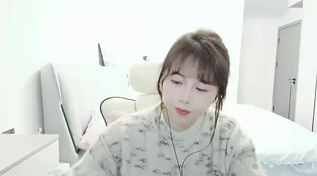 Sunset glow online show from 03/08/25, 03:02