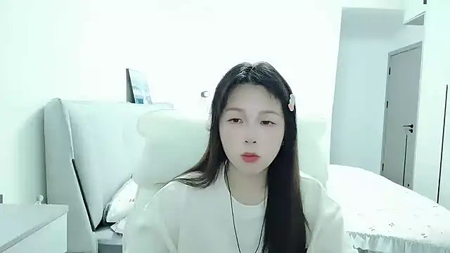 Sunset glow online show from 04/11/26, 02:32