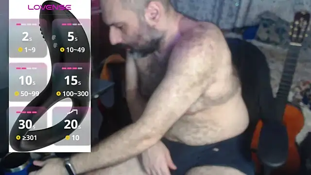 Snapshot of DarkRosa chatting on 01/29/25, 11:35 DarkRosa online show from 01/29/25, 11:35