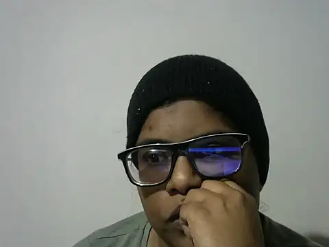 Sultryindianx100 online show from 04/20/26, 07:15