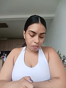 Snapshot of Ivanna2 chatting on 05/11/26, 02:34 Ivanna2 online show from 05/11/26, 02:34