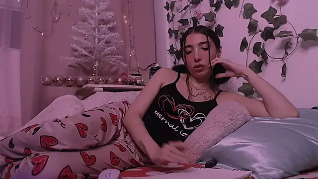 darkcandy666 online show from 11/11/25, 01:27